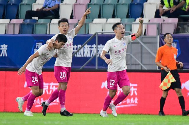 【中超】于汉超爆射+造点巴索戈破门 国安0比2申花