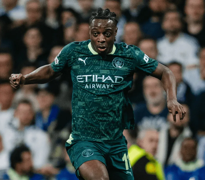 即时足球比分直播-多库本场累积带球推进303米，7次过人，对抗23胜12