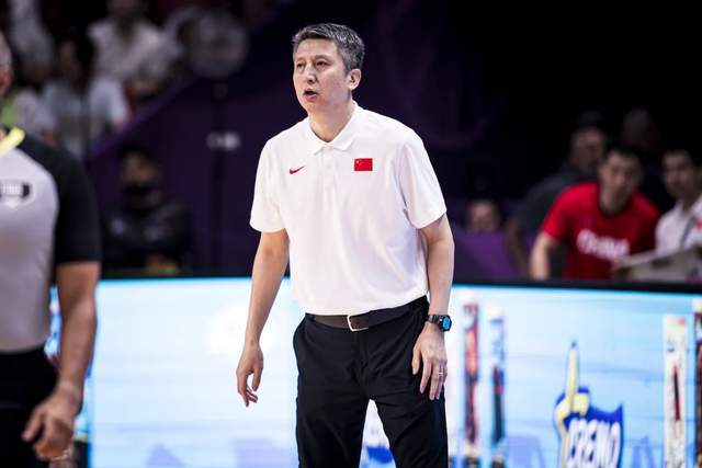 即时足球比分直播-真好！郭士强给男篮奇兵留作业，李弘权够暖心，济南小伙意味深长