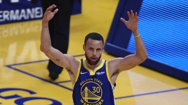 即时足球比分直播-【现场】库里的疯狂仍在继续 得分王已是囊中之物？