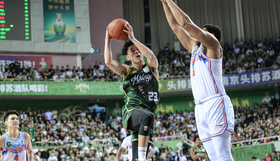 足球比分直播网-曝林葳将回CBA但会被同曦交易 镀金后留国内还是继续旅外追梦？